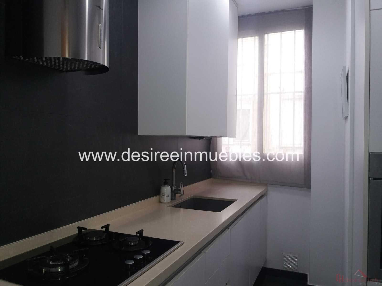 For sale of flat in Valencia