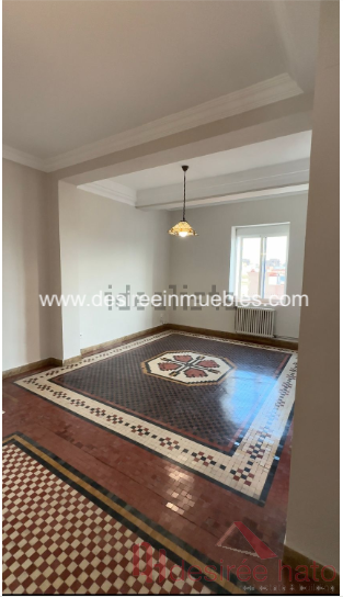 For sale of flat in Valencia