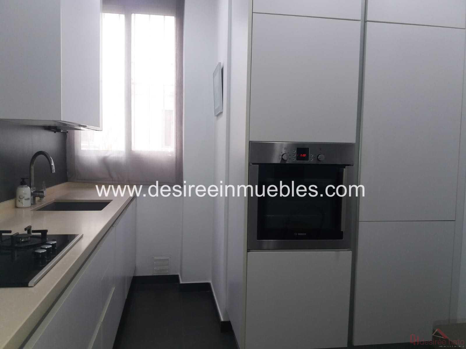 For sale of flat in Valencia
