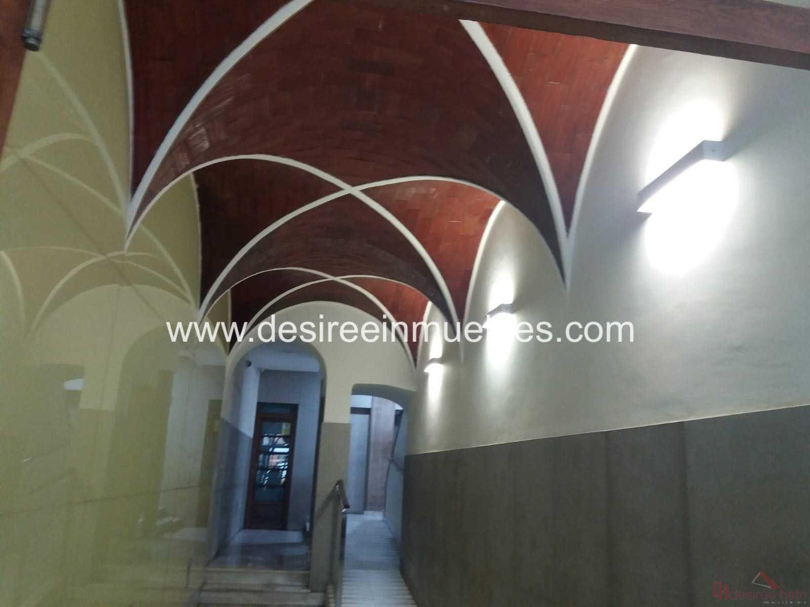 For sale of flat in Valencia
