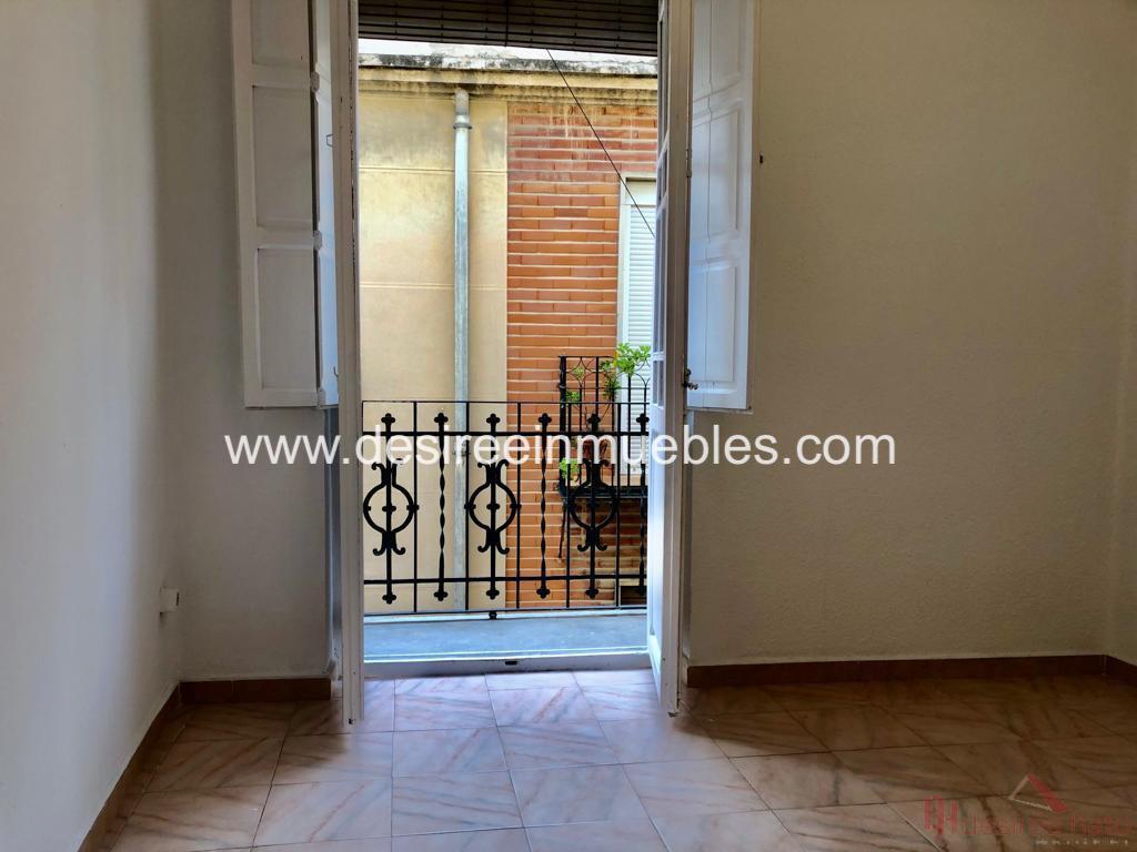For rent of flat in Valencia
