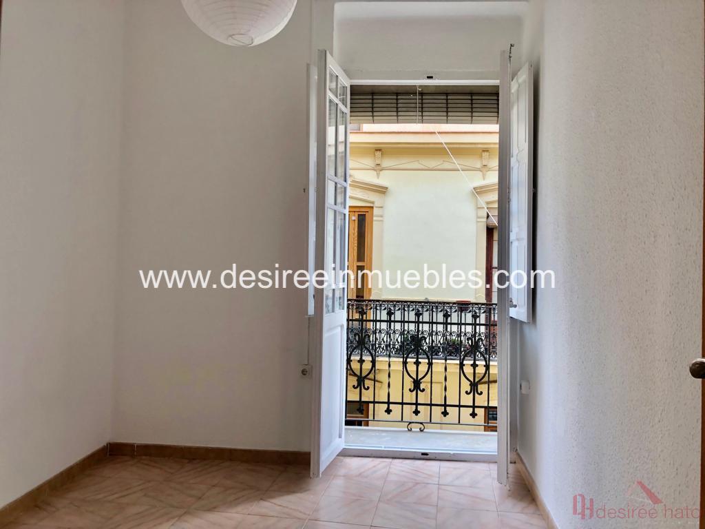 For rent of flat in Valencia