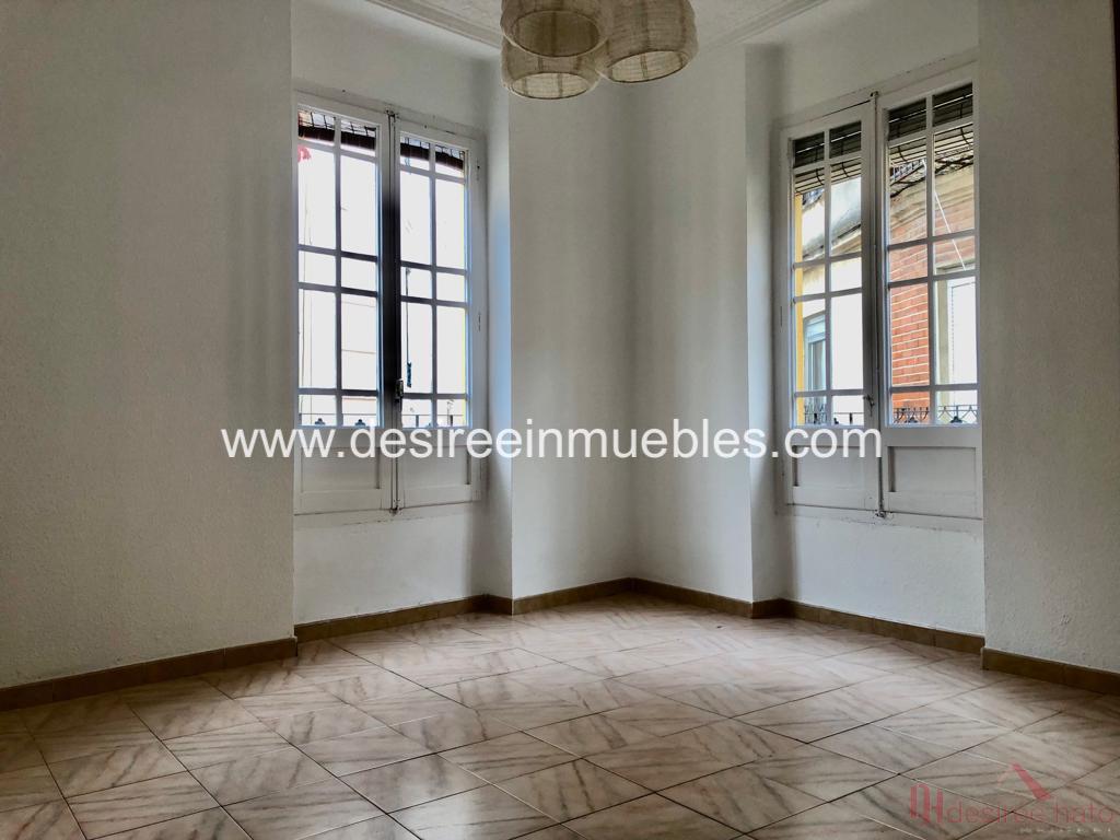 For rent of flat in Valencia