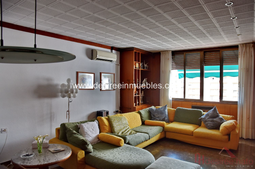 For sale of flat in Valencia