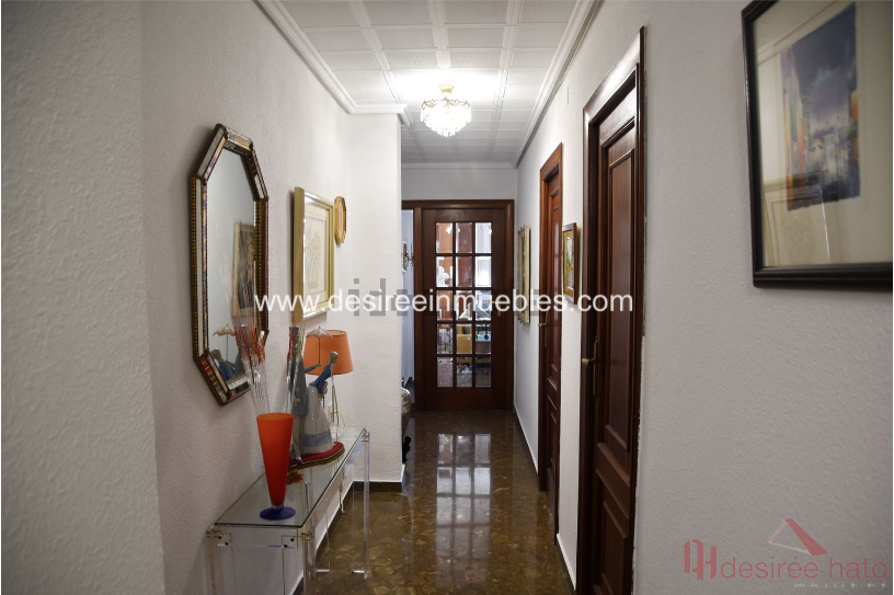 For sale of flat in Valencia