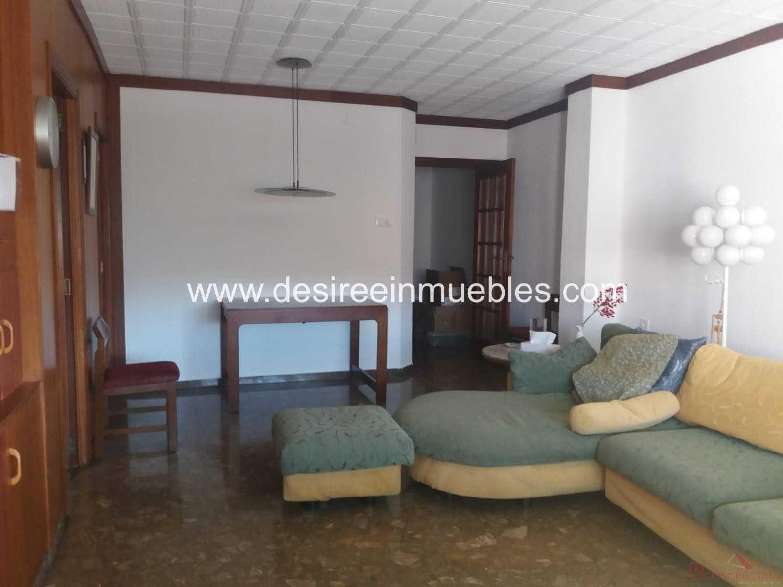 For sale of flat in Valencia