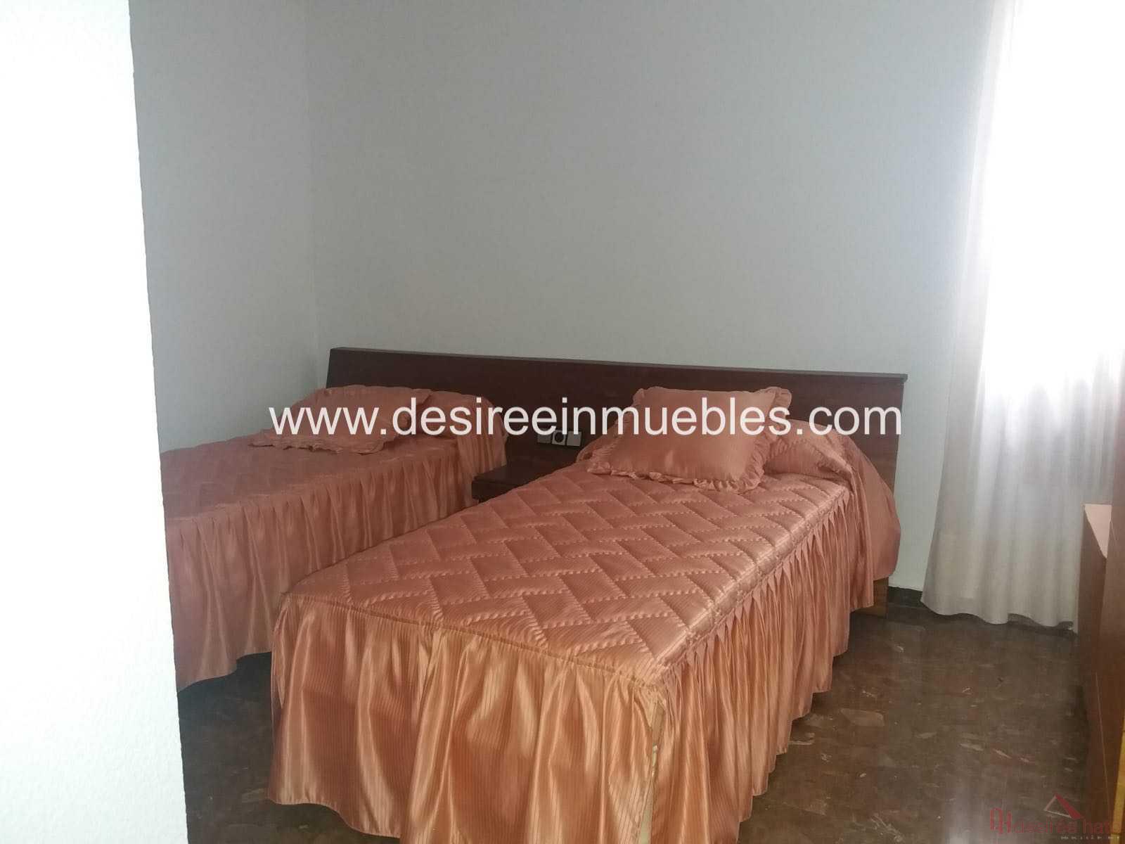 For sale of flat in Valencia