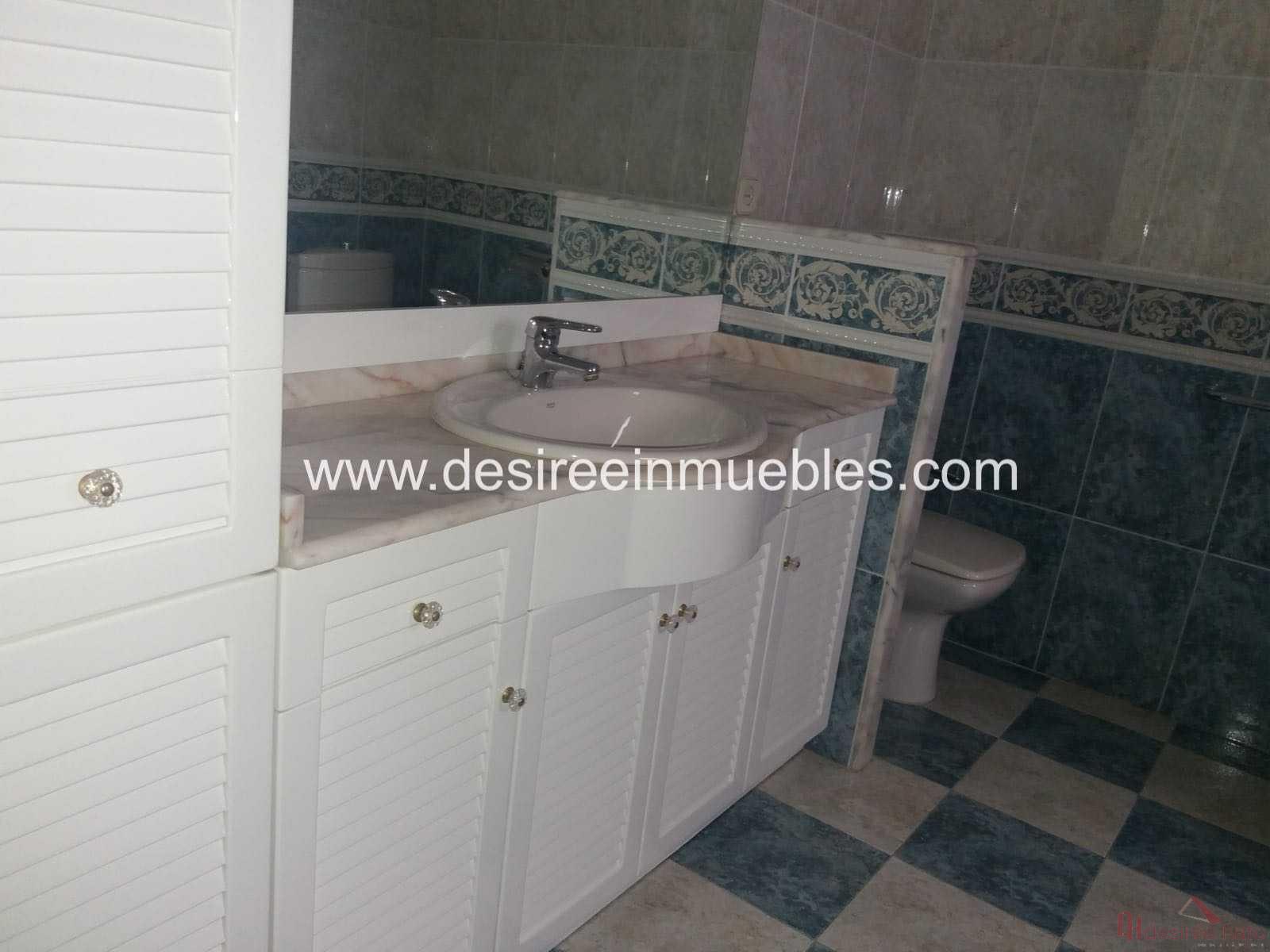For sale of flat in Valencia