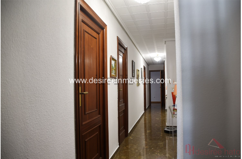 For sale of flat in Valencia