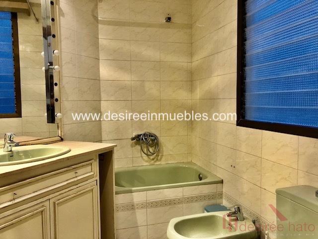 For sale of flat in Valencia