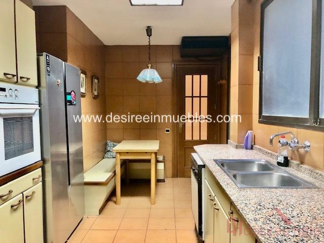For sale of flat in Valencia