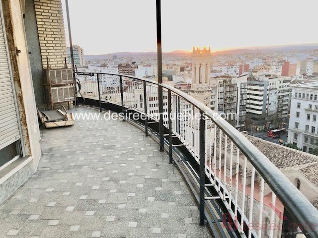For sale of flat in Valencia