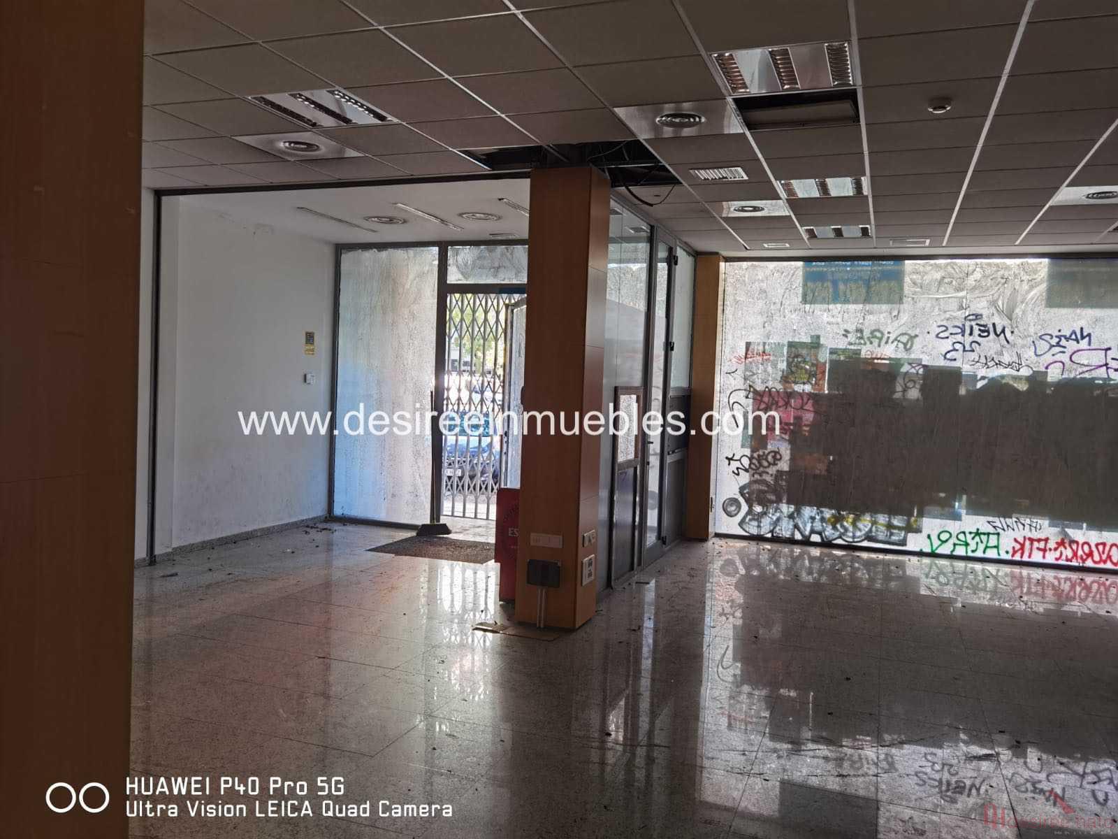 For rent of commercial in Valencia