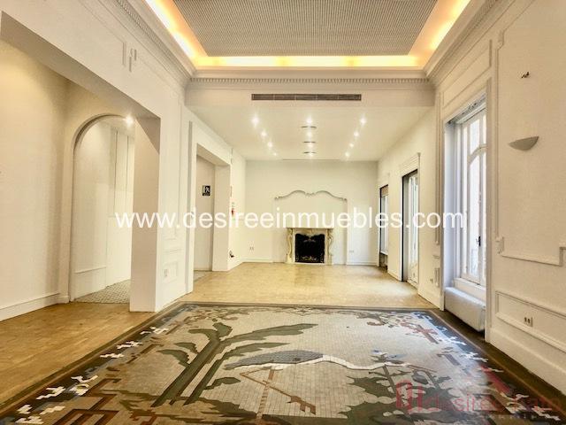 For rent of office in Valencia