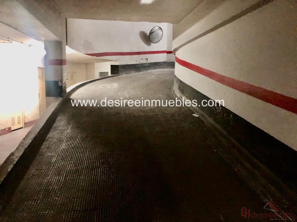 Salg av garasje i Valencia