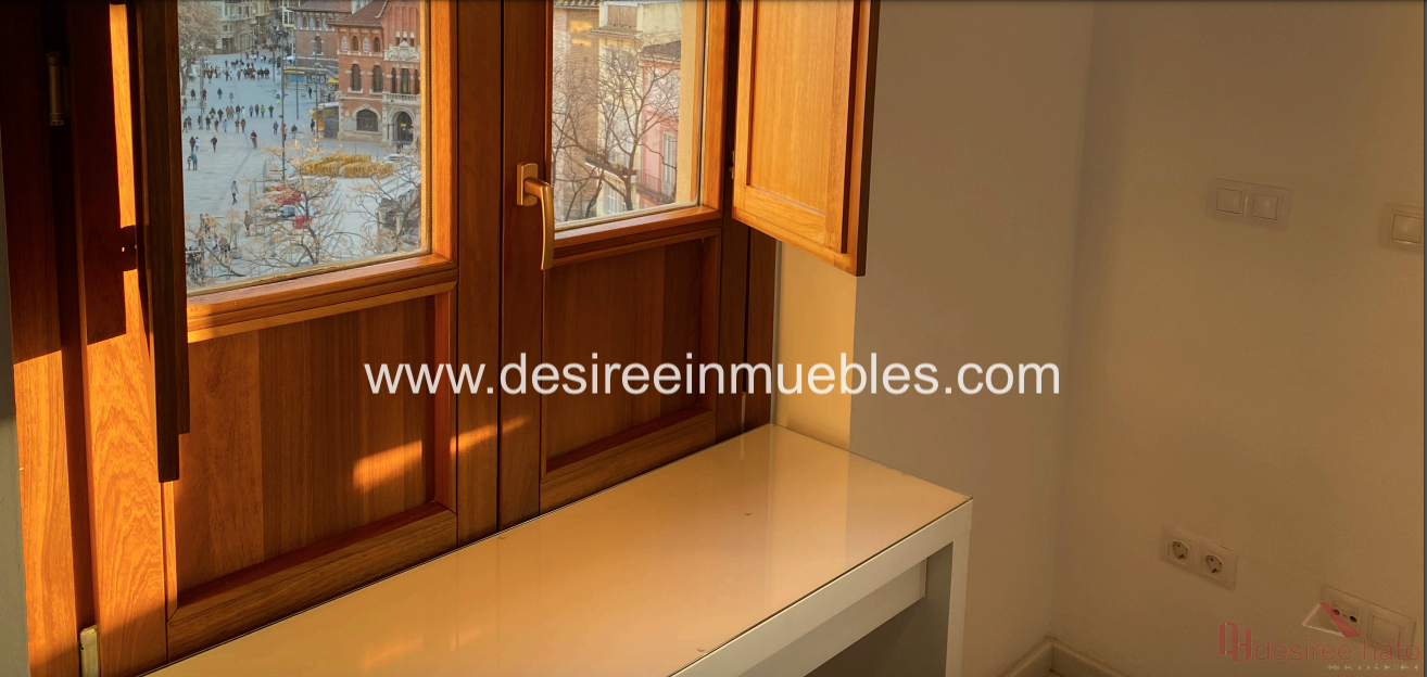 Leie av penthouse i Valencia