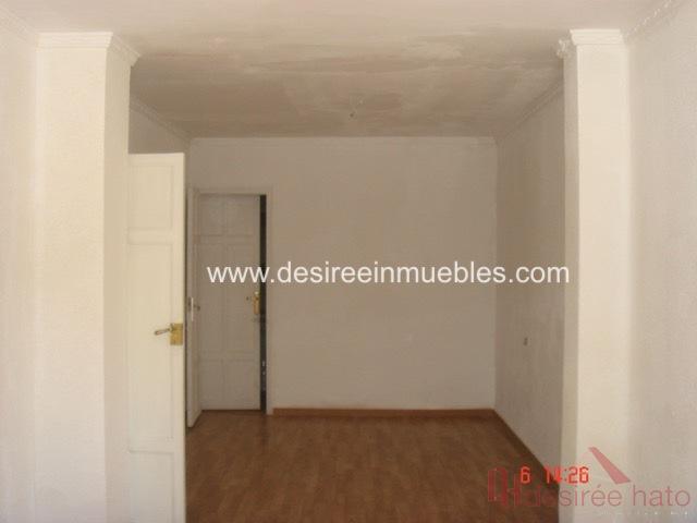 For sale of flat in Valencia