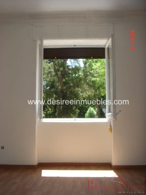 For sale of flat in Valencia