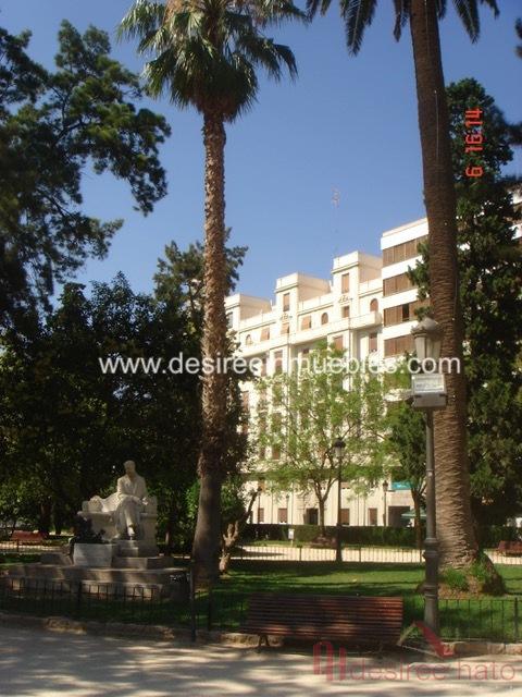 For sale of flat in Valencia