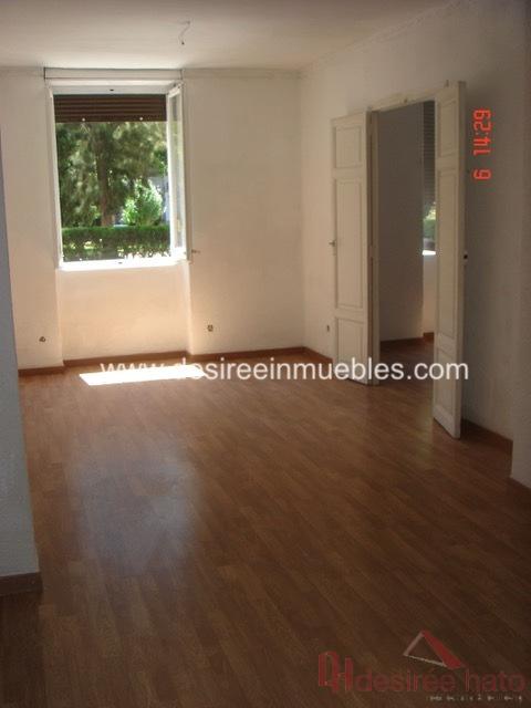 For sale of flat in Valencia