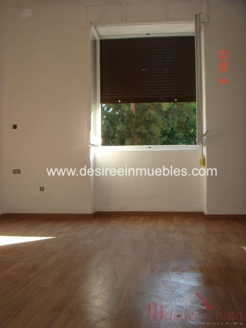 For sale of flat in Valencia