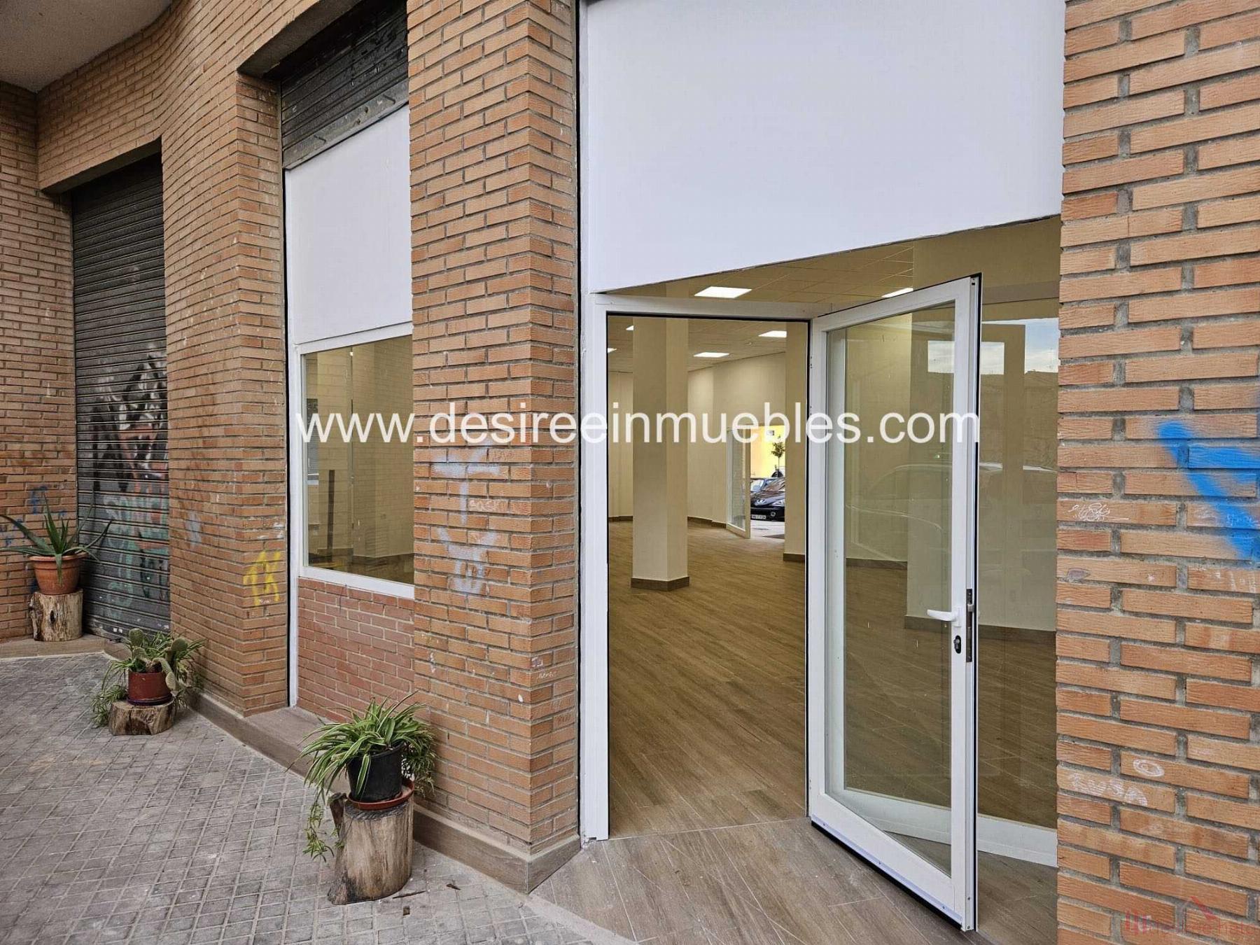 For rent of commercial in Valencia