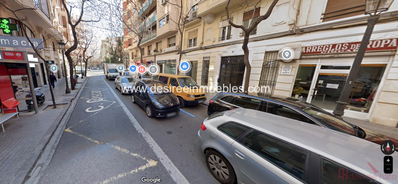 Venda de local comercial a Valencia