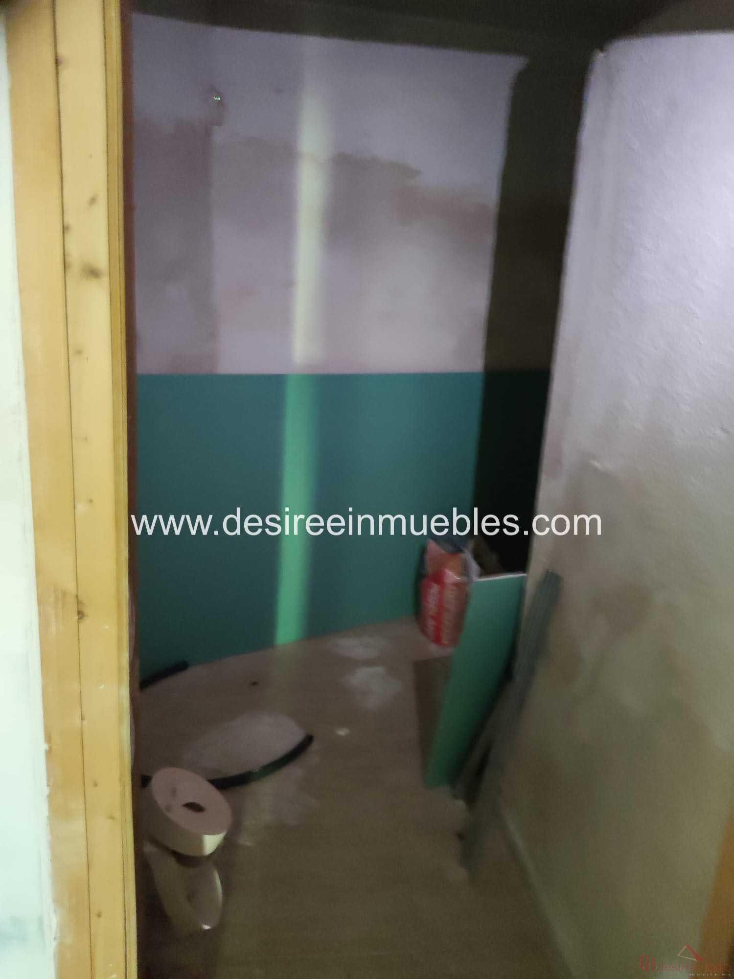 For rent of commercial in Valencia