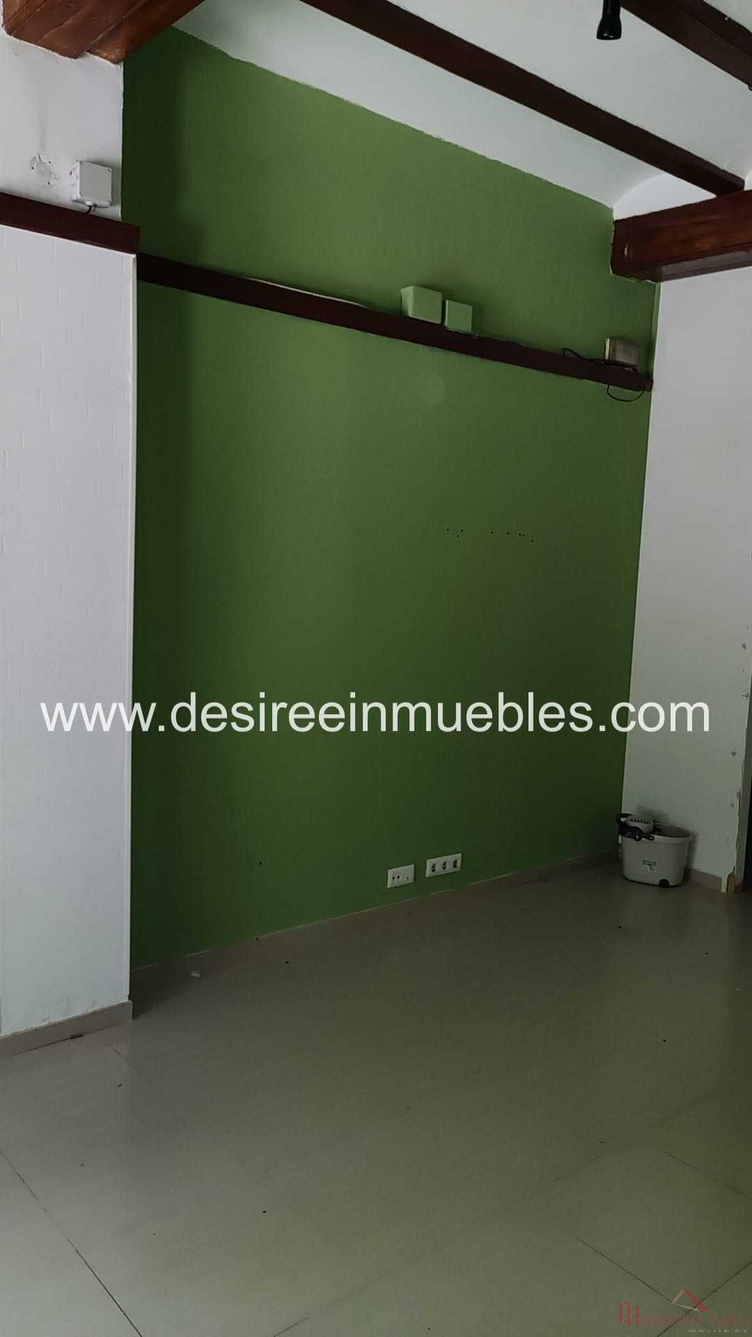 For rent of commercial in Valencia