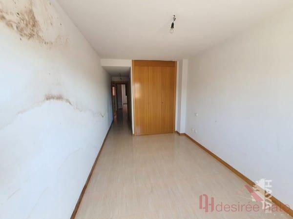 For sale of flat in Picassent