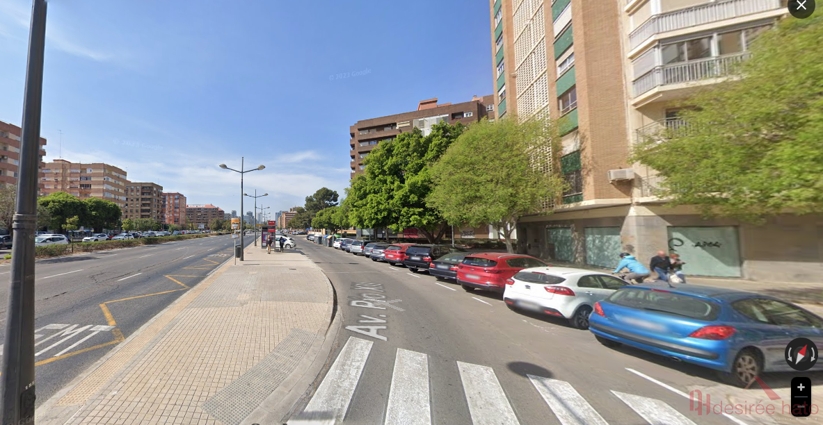 For sale of commercial in Valencia