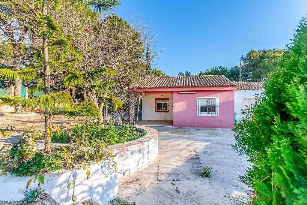 For sale of chalet in Albalat dels Tarongers