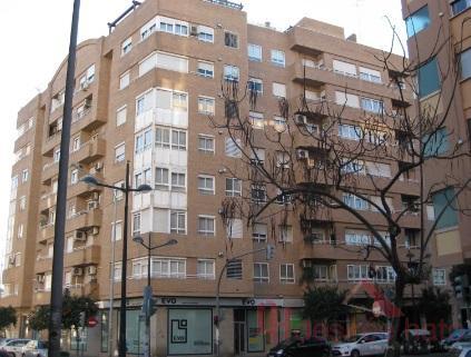 Venta de local comercial en Valencia