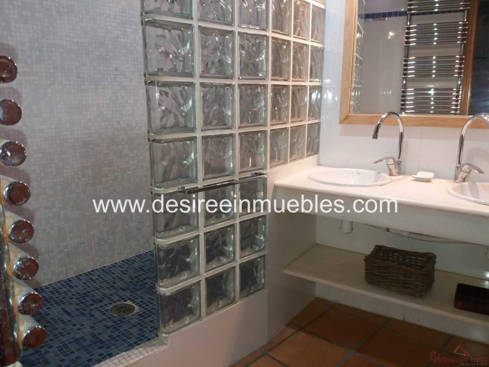 For rent of flat in Valencia