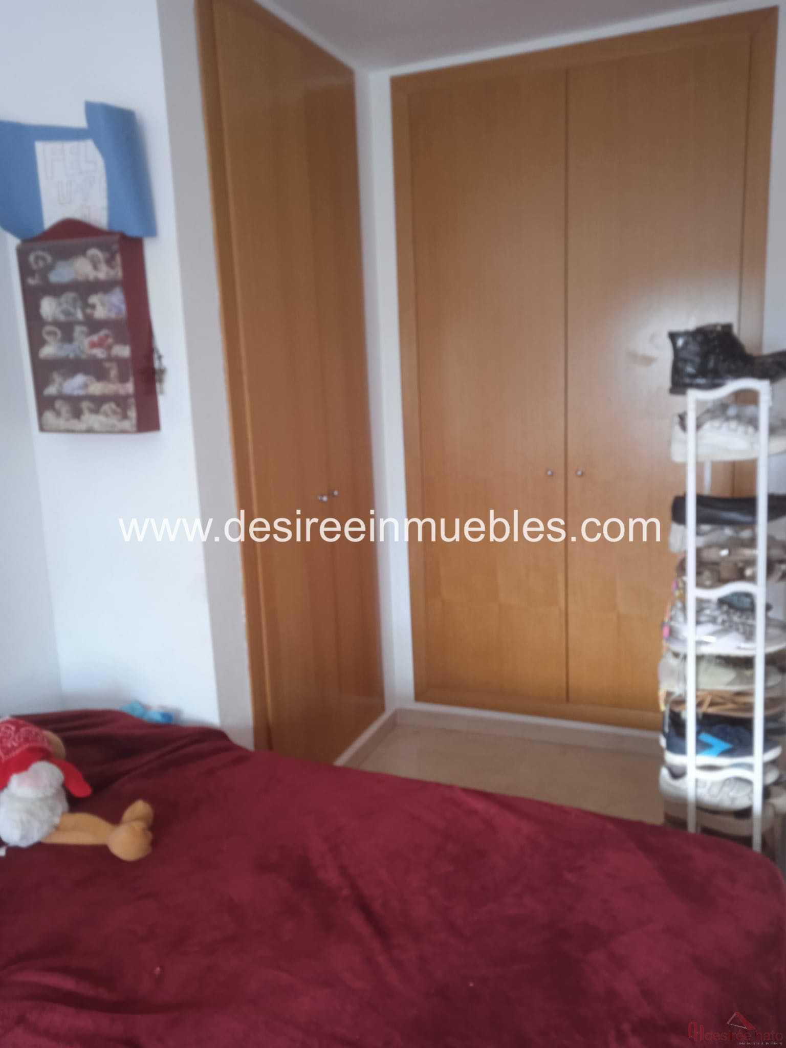 For sale of duplex in Valencia