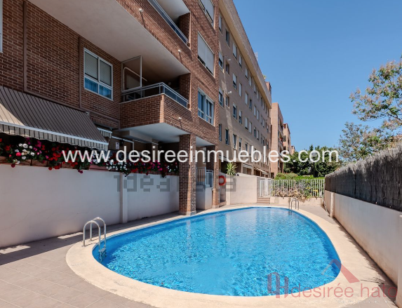 For sale of duplex in Valencia