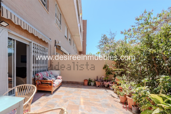 For sale of duplex in Valencia