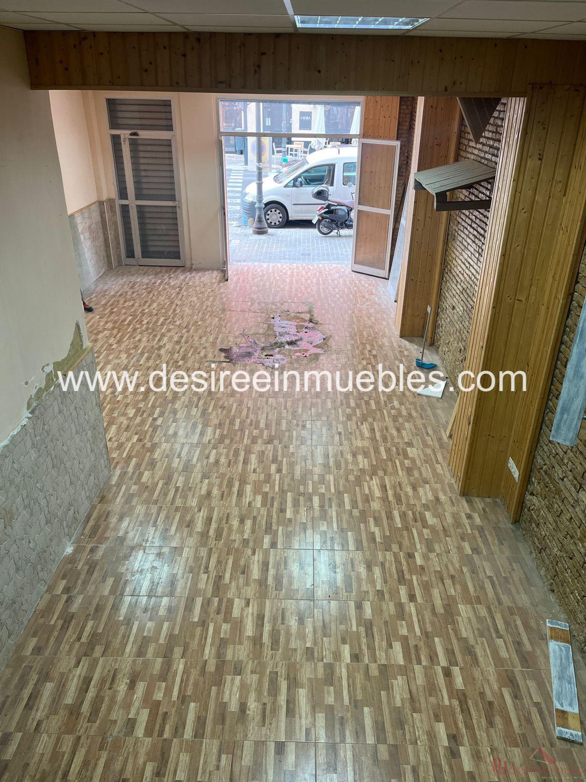 For rent of commercial in Valencia
