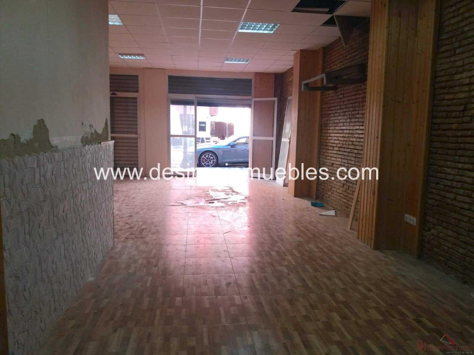 For rent of commercial in Valencia