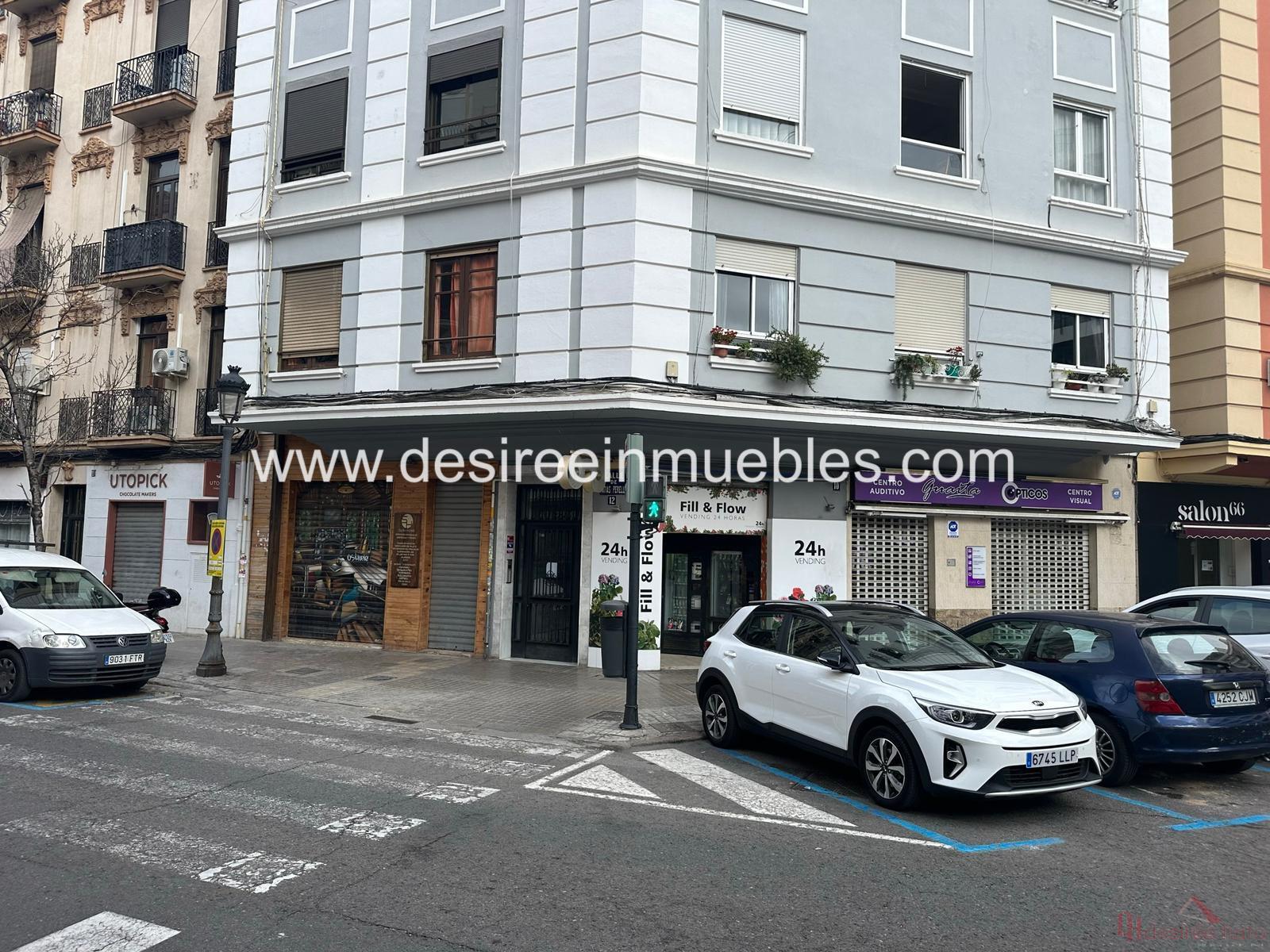 For rent of commercial in Valencia