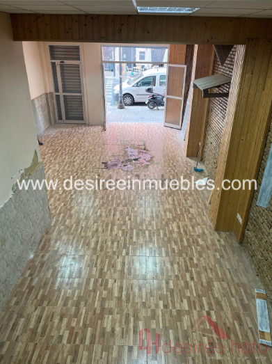 For rent of commercial in Valencia