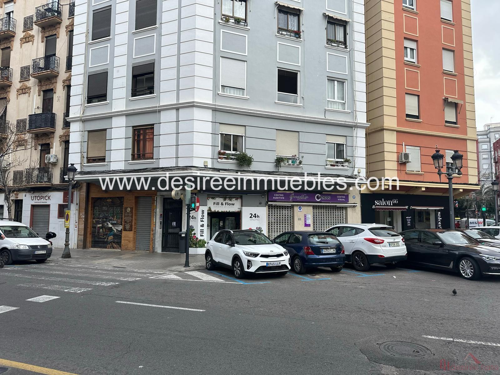 For rent of commercial in Valencia