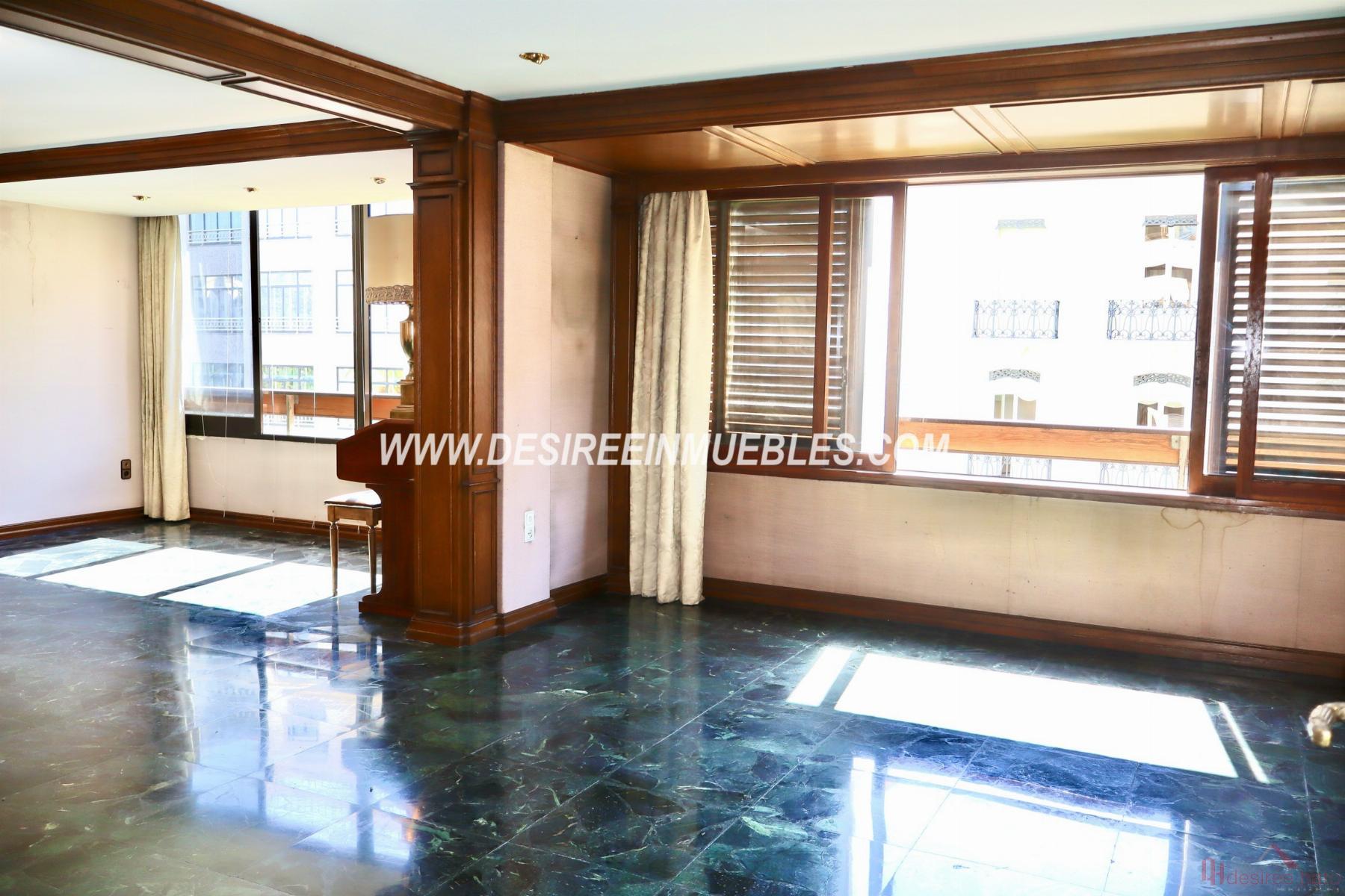For sale of flat in Valencia
