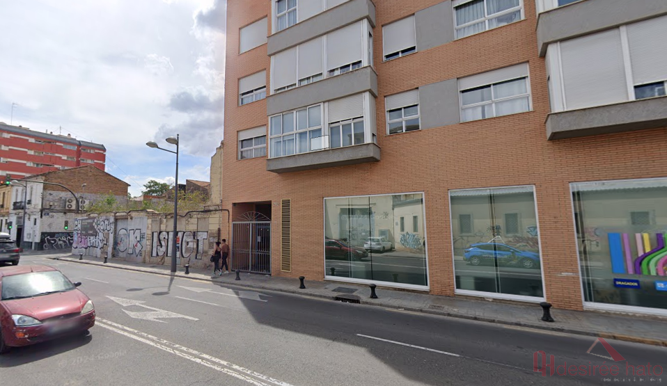 For sale of land in Valencia