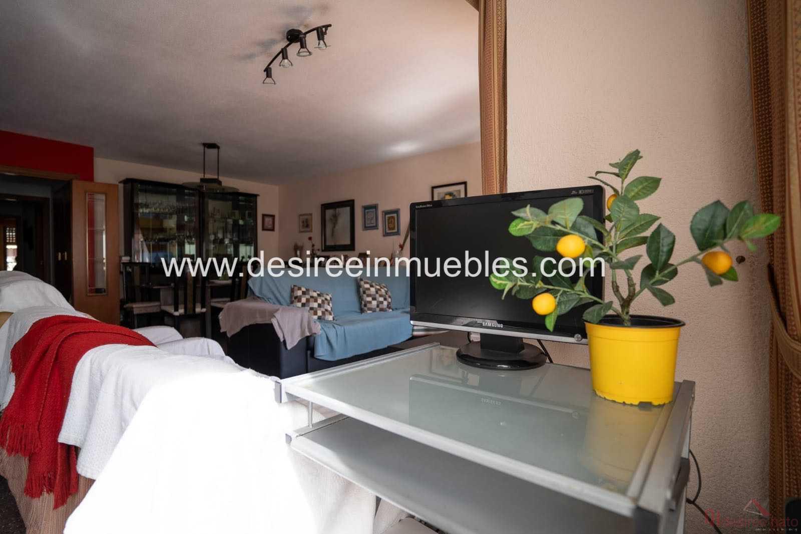 For sale of flat in Valencia