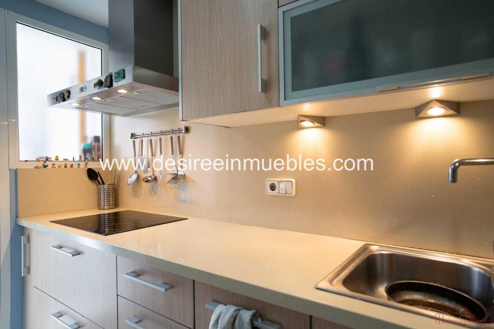 For sale of flat in Valencia