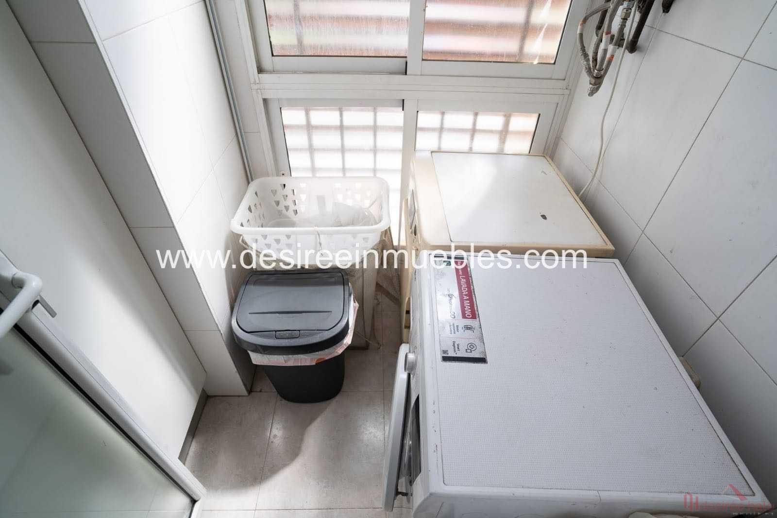 For sale of flat in Valencia