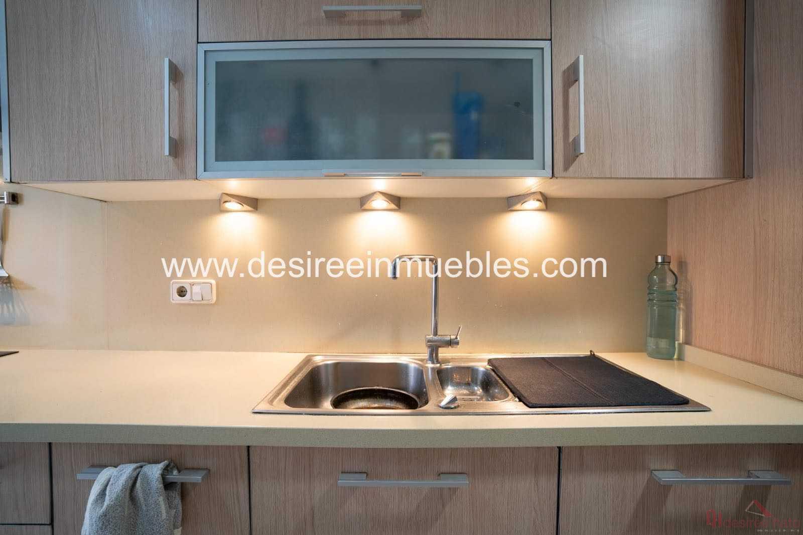 For sale of flat in Valencia