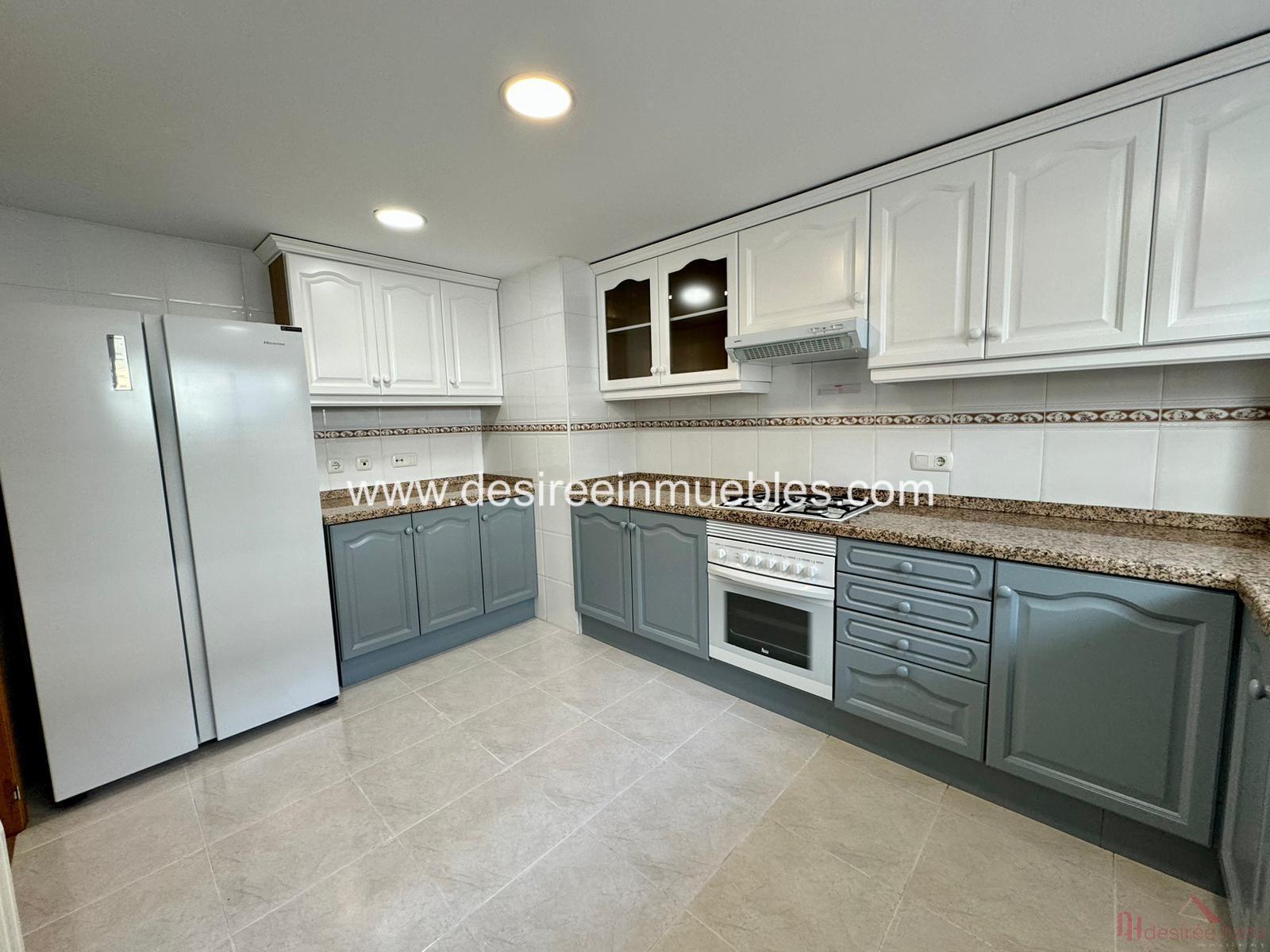 For rent of penthouse in Bétera