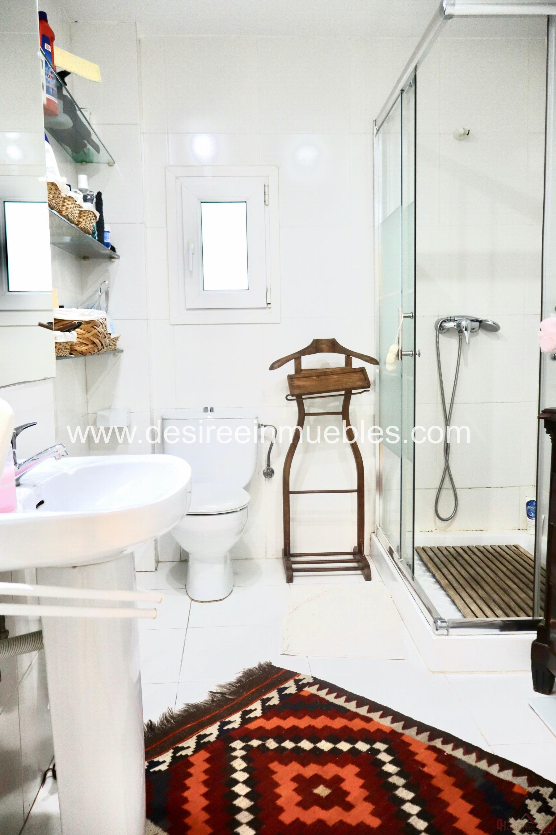 For sale of flat in Valencia